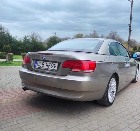 Subaru Outback cena 84900 przebieg: 190000, rok produkcji 2015 z Stąporków małe 781